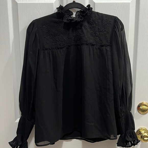 Topshop Tops - Topshop shirt, size 6